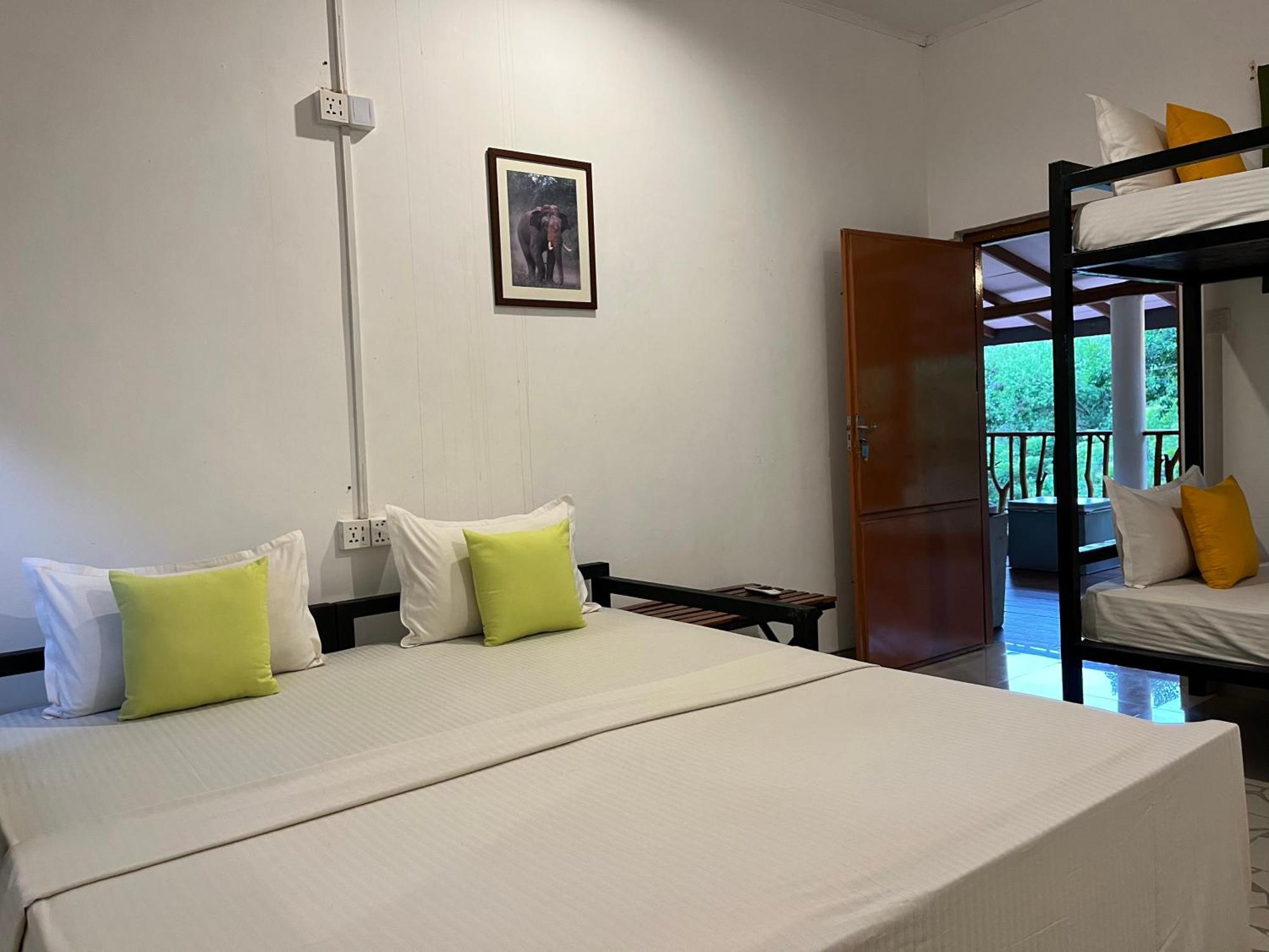 קטרגמה Funky Leopard Safari Lodge Bordering Yala National Park מראה חיצוני תמונה