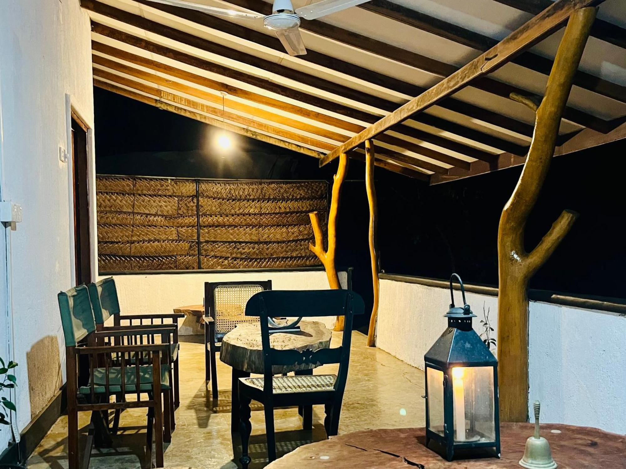 קטרגמה Funky Leopard Safari Lodge Bordering Yala National Park מראה חיצוני תמונה